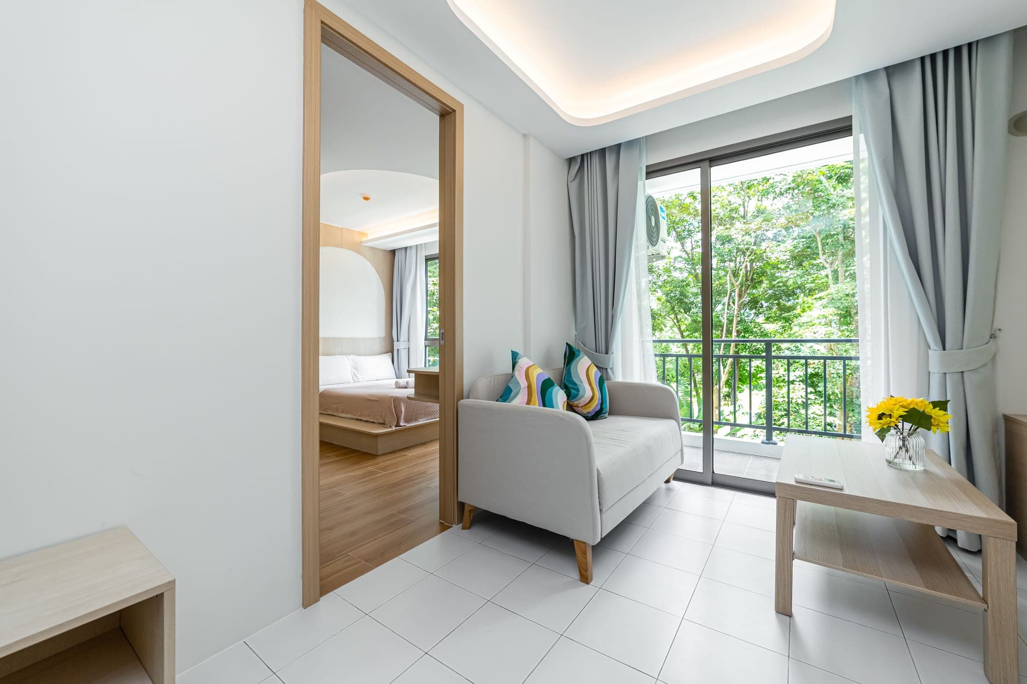 Fantasea Condo 512