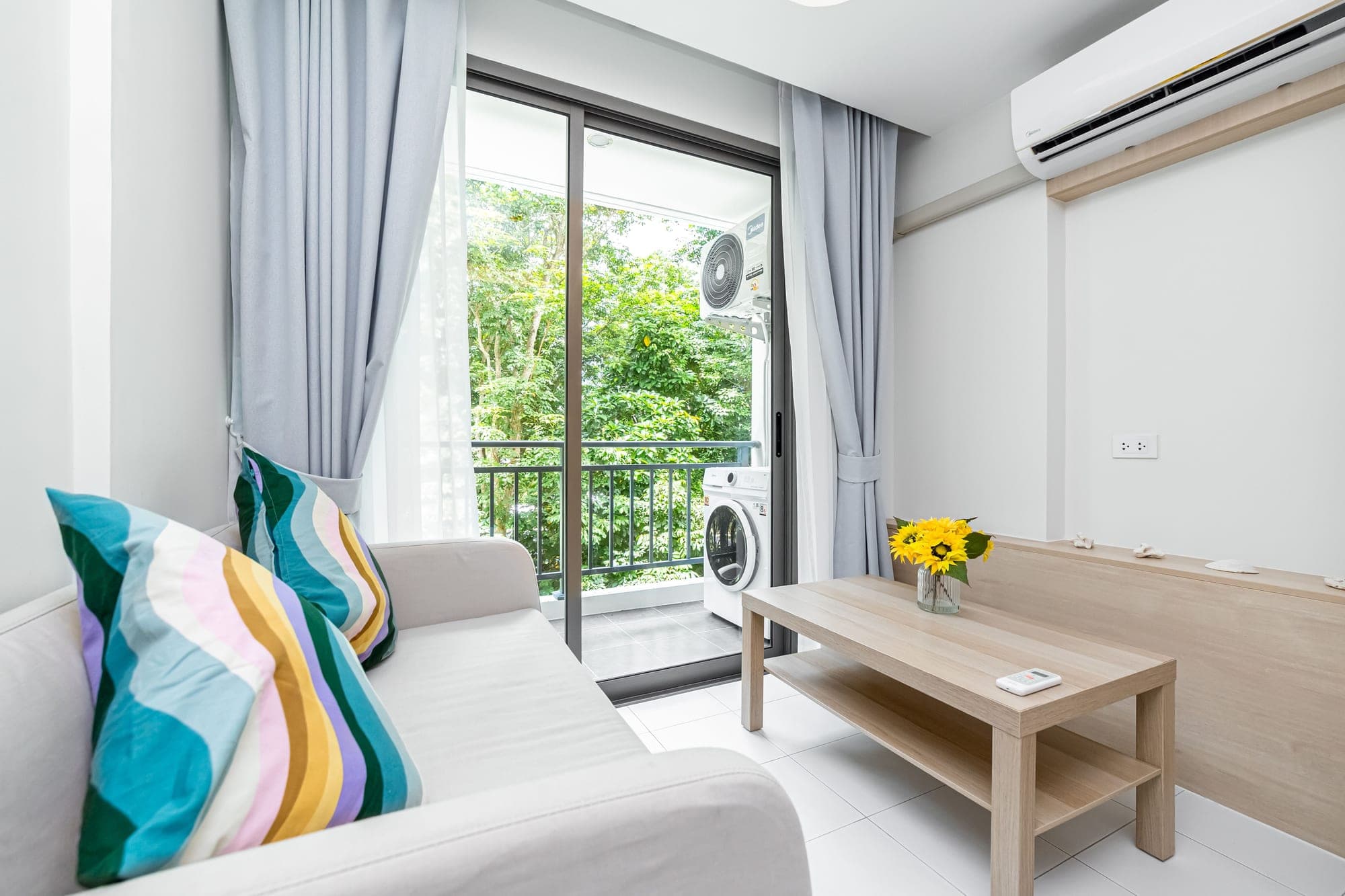 Fantasea Condo 512