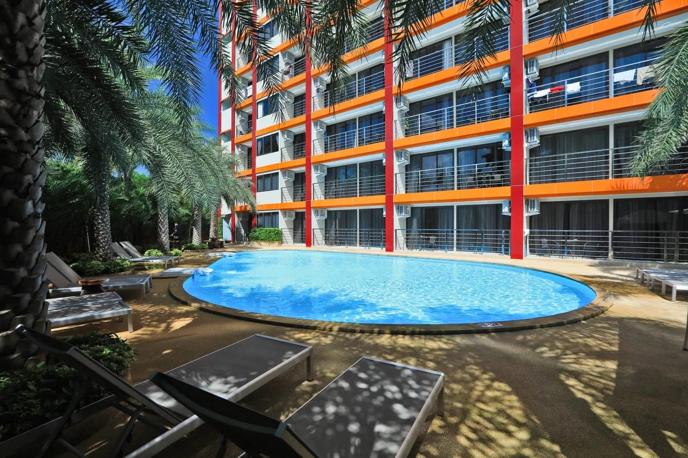 MBC Condo 1517 71/205