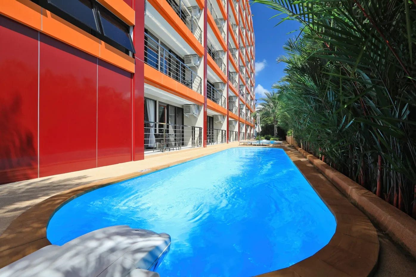 MBC Condo 1517 71/205