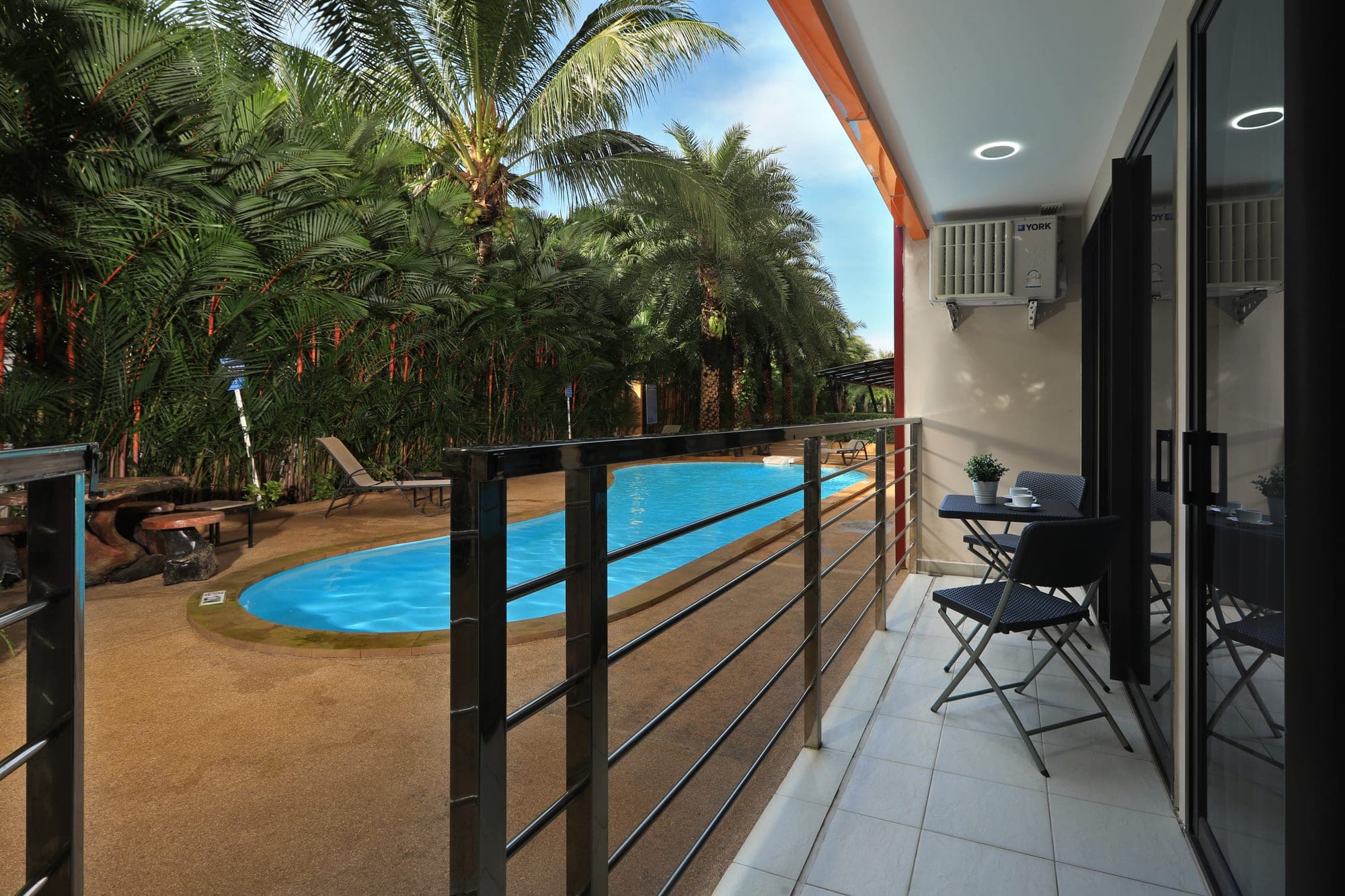 MBC Condo A1105