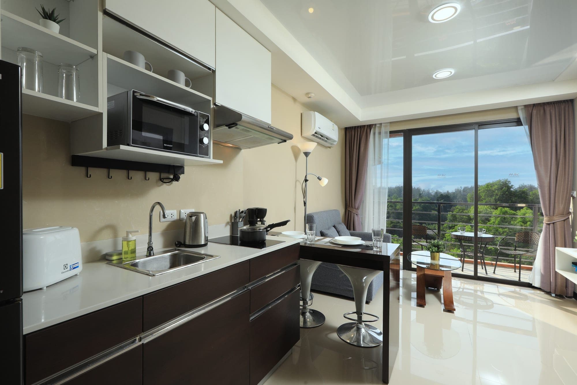MBC Condo A1707