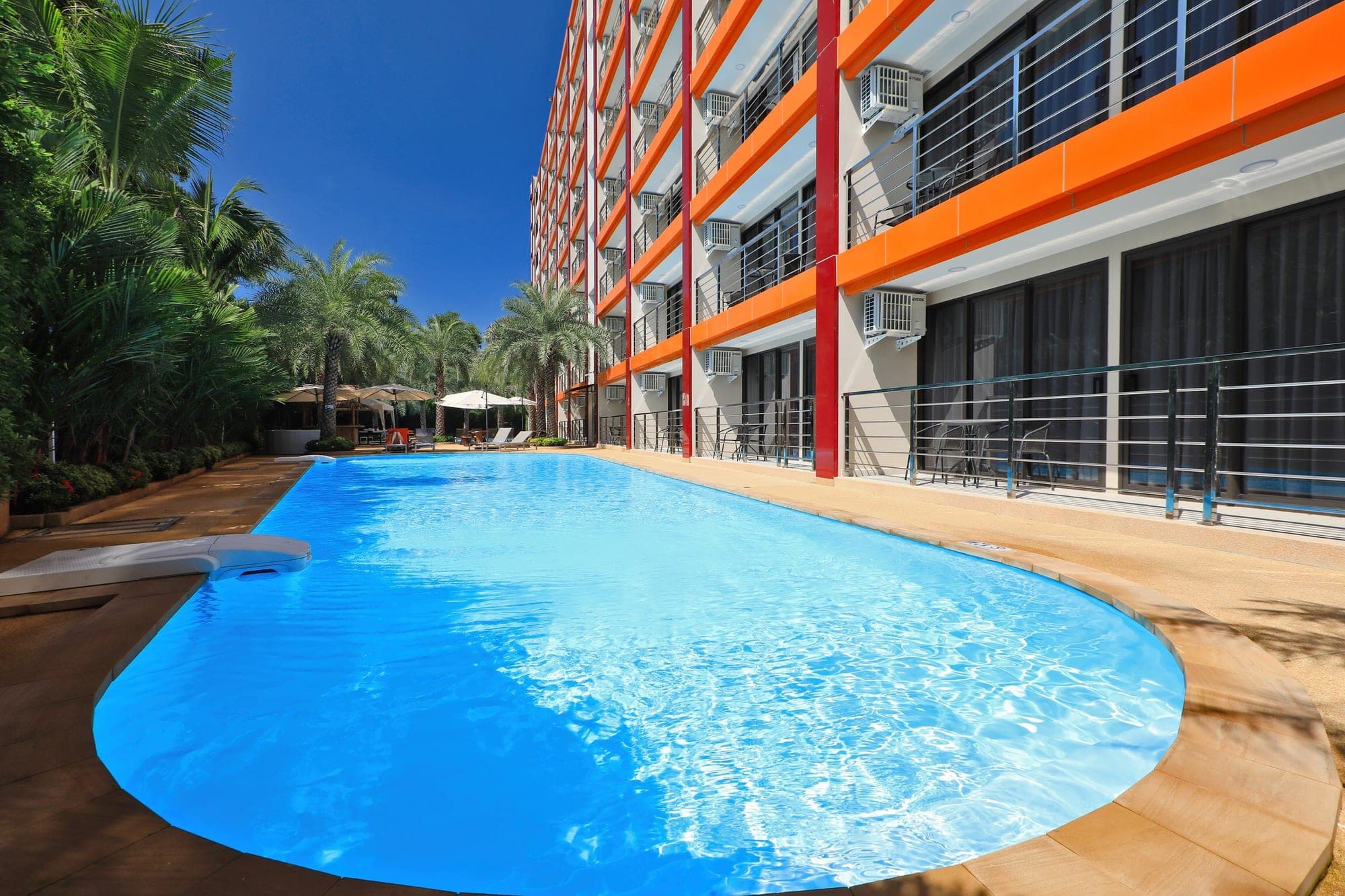 MBC Condo A1707