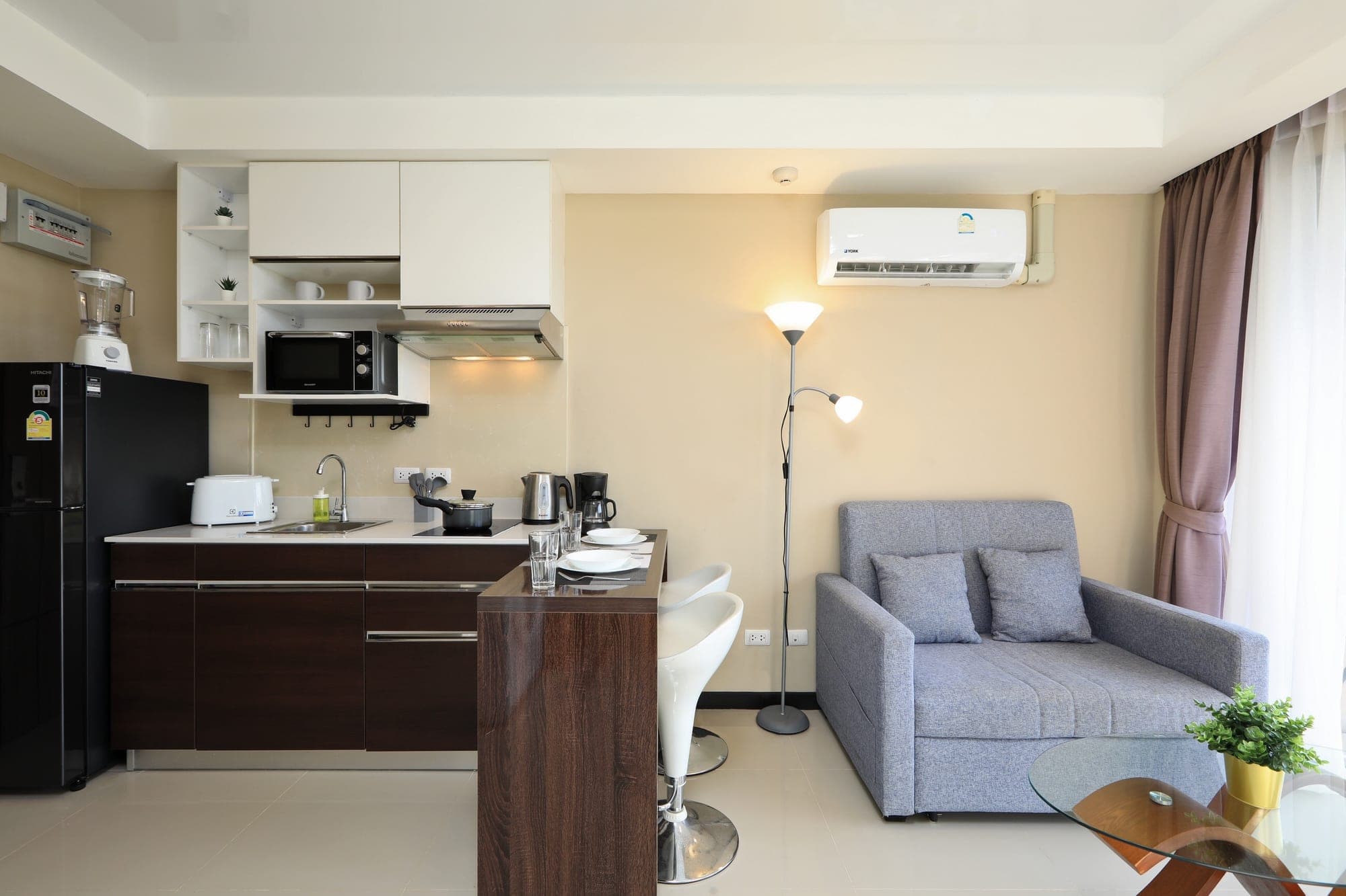 MBC Condo A1707