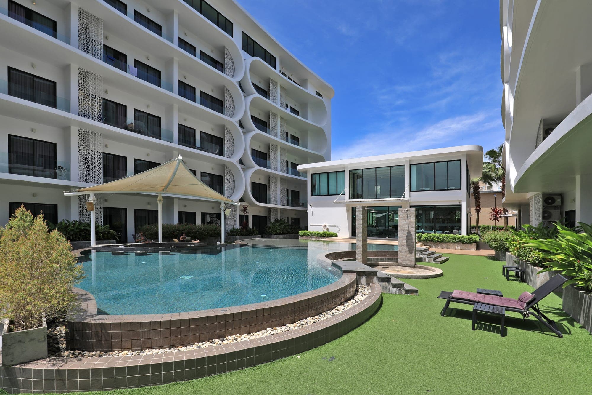 Utopia Naiharn C206