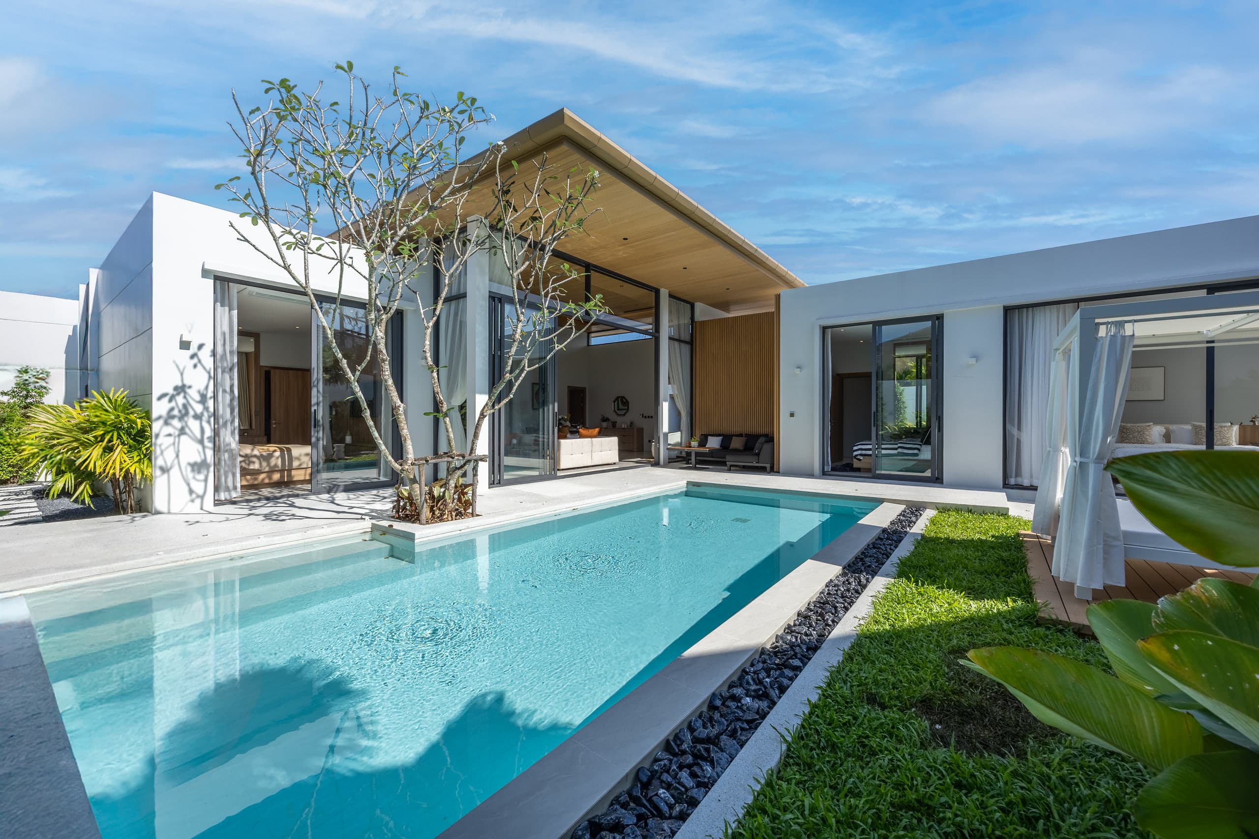 Private pool